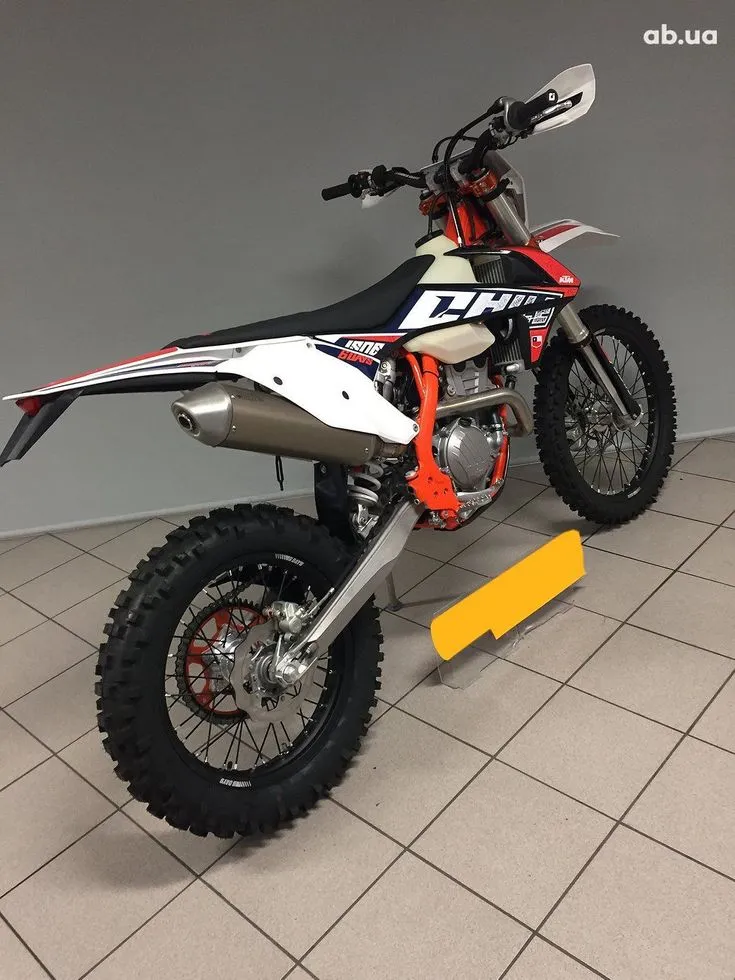 KTM 250  Image 9