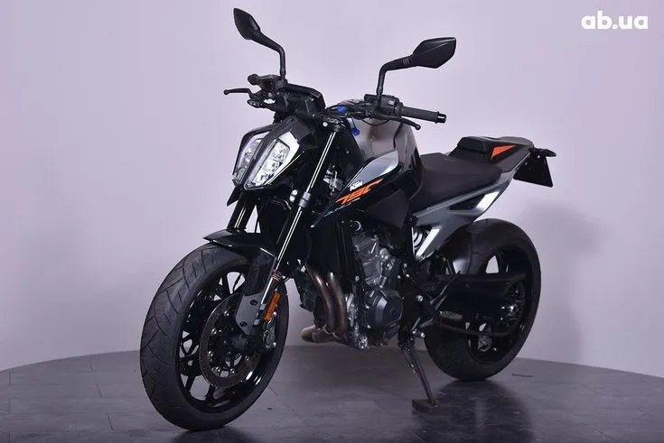 KTM 790  Image 7